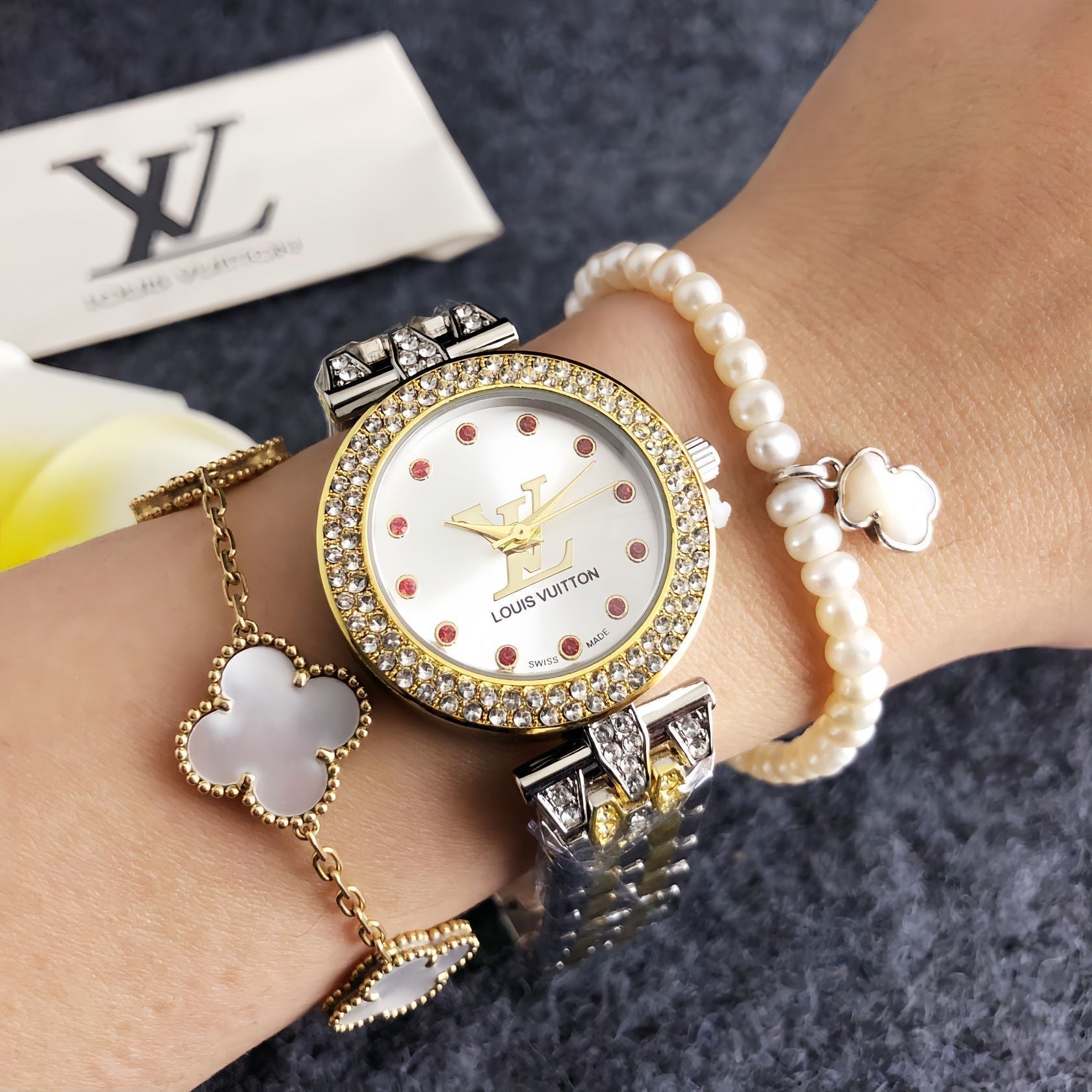 Crystal Noa Elegance Watch