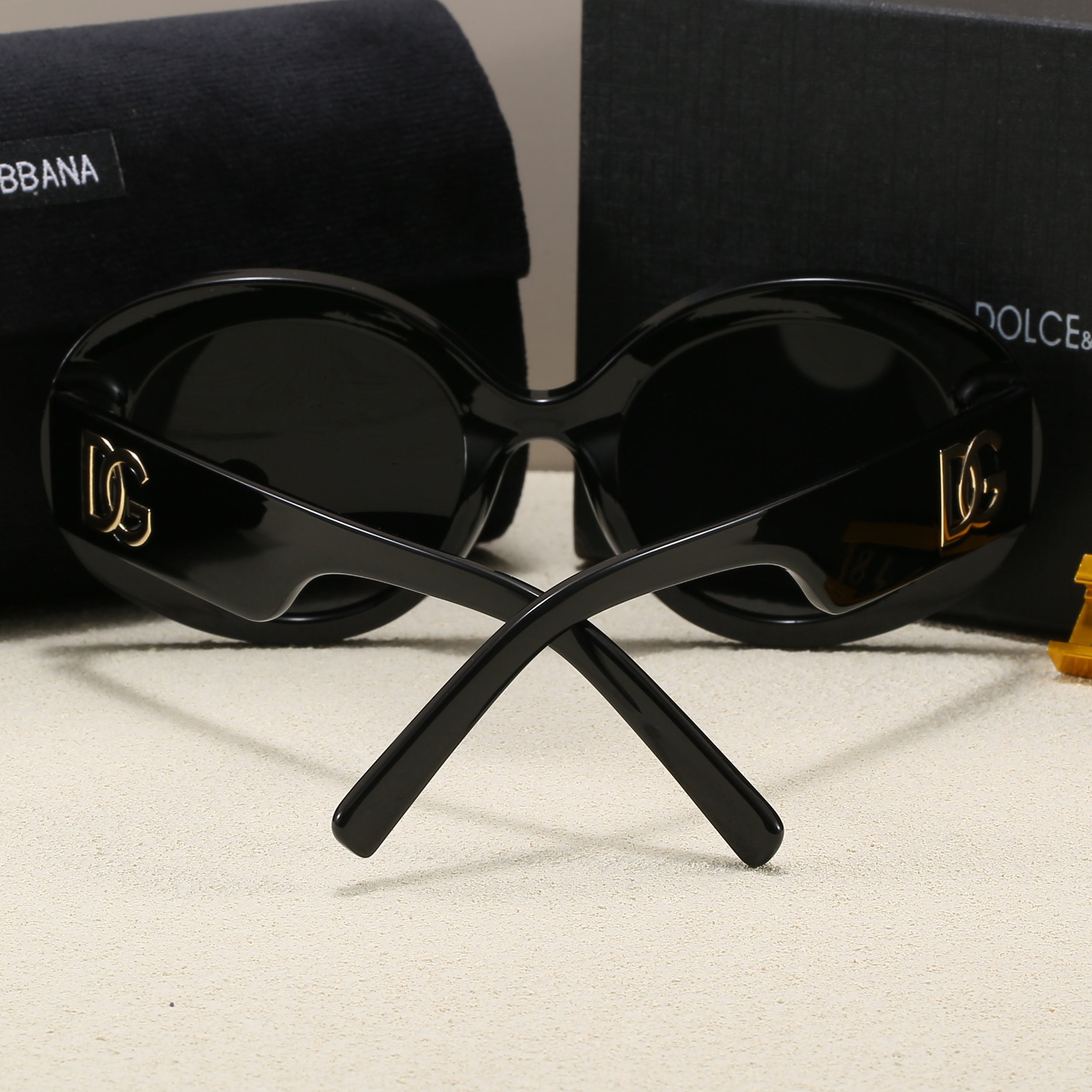Luna Round Sunglasses