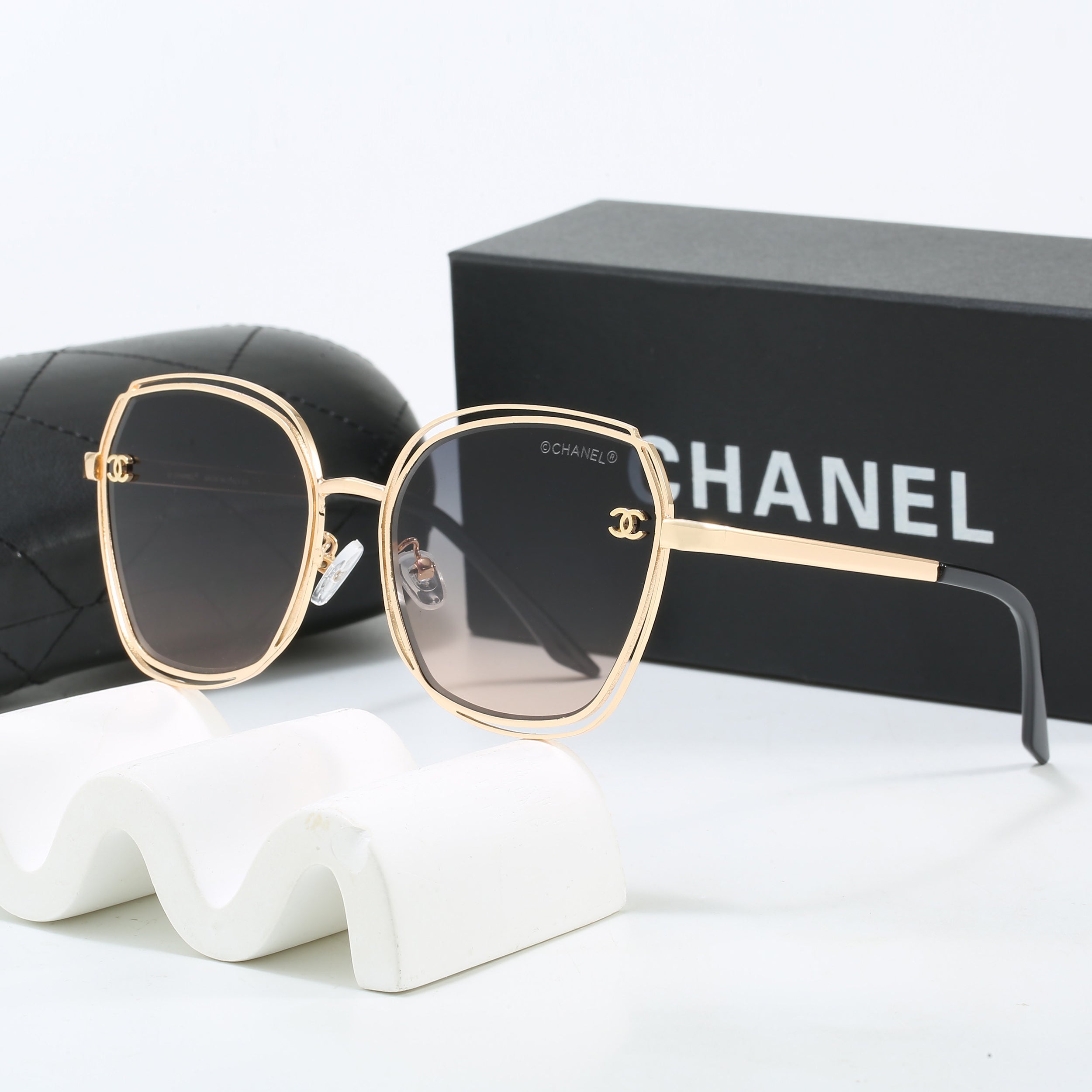Aura Luxe Sunglasses