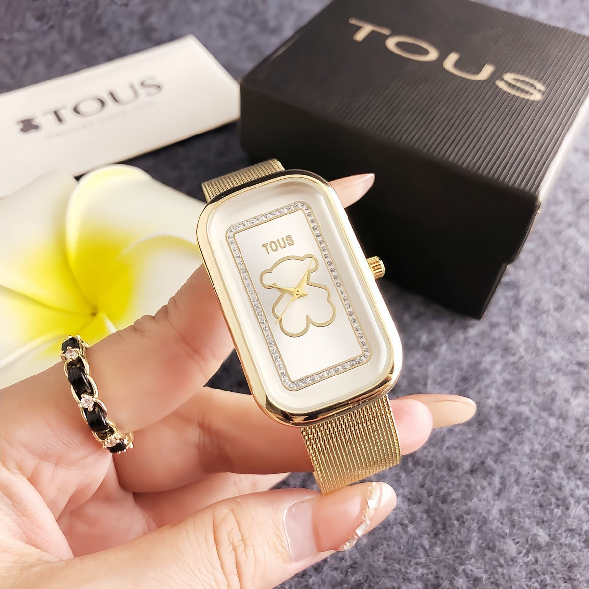 Women's Rectangular Mesh Band Watch