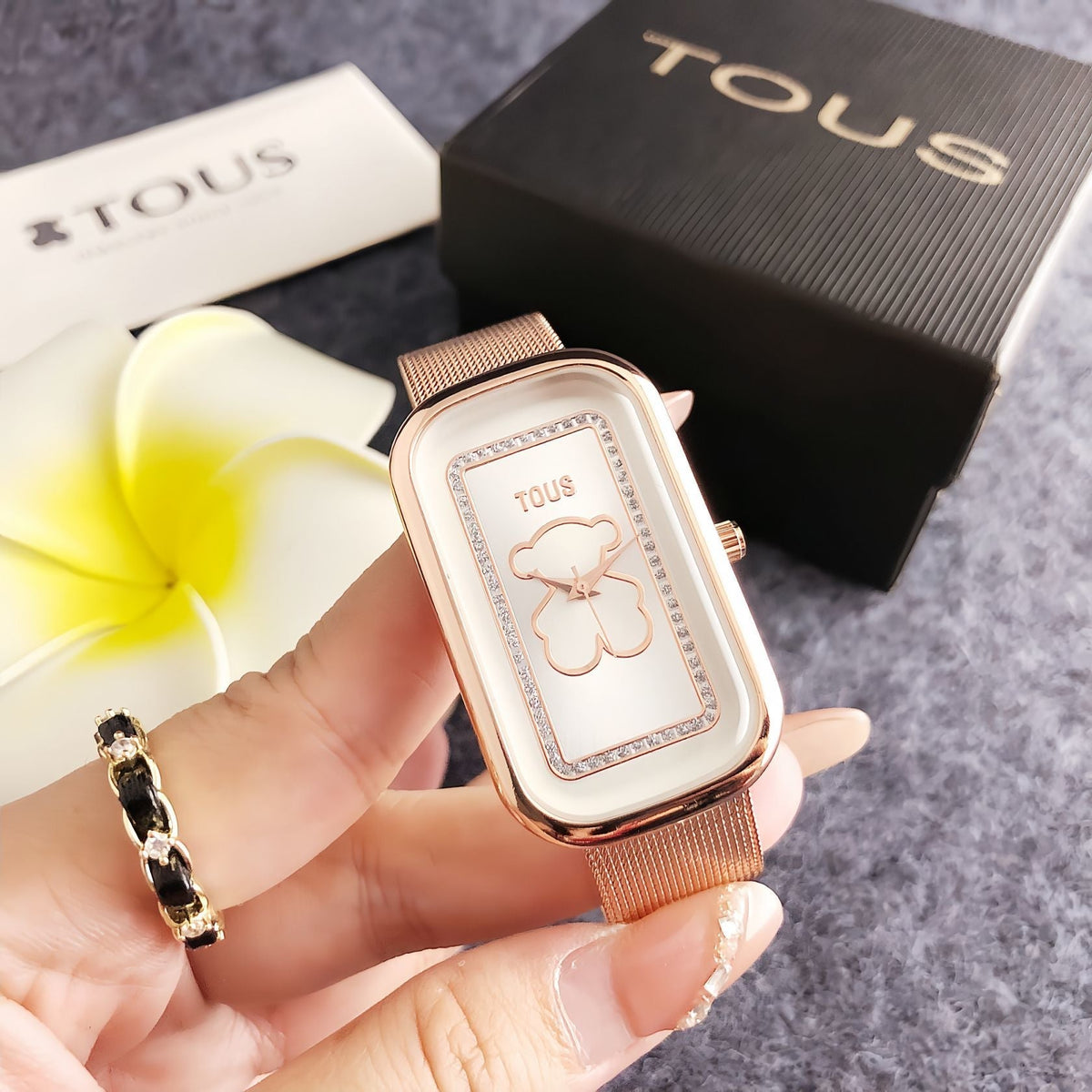 Women's Rectangular Mesh Band Watch