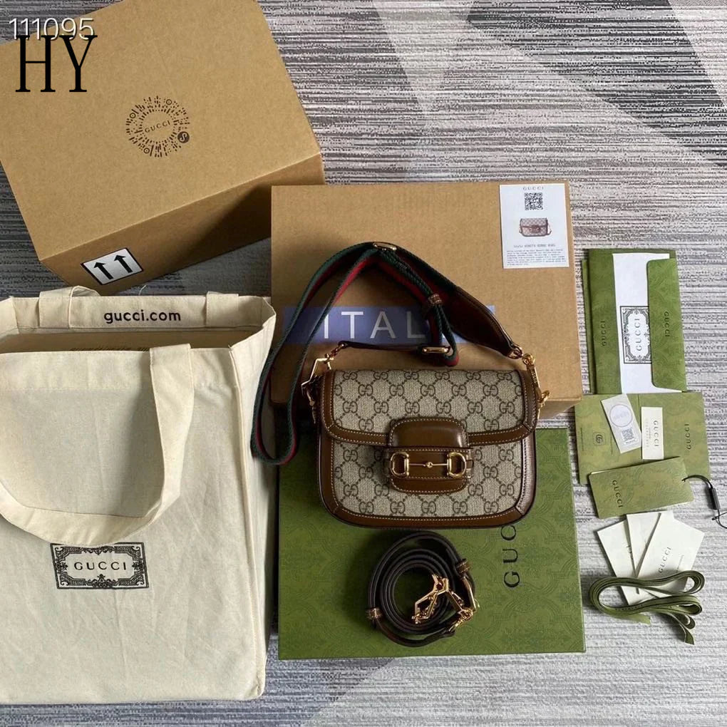 GC Horsebit Shoulder Bag