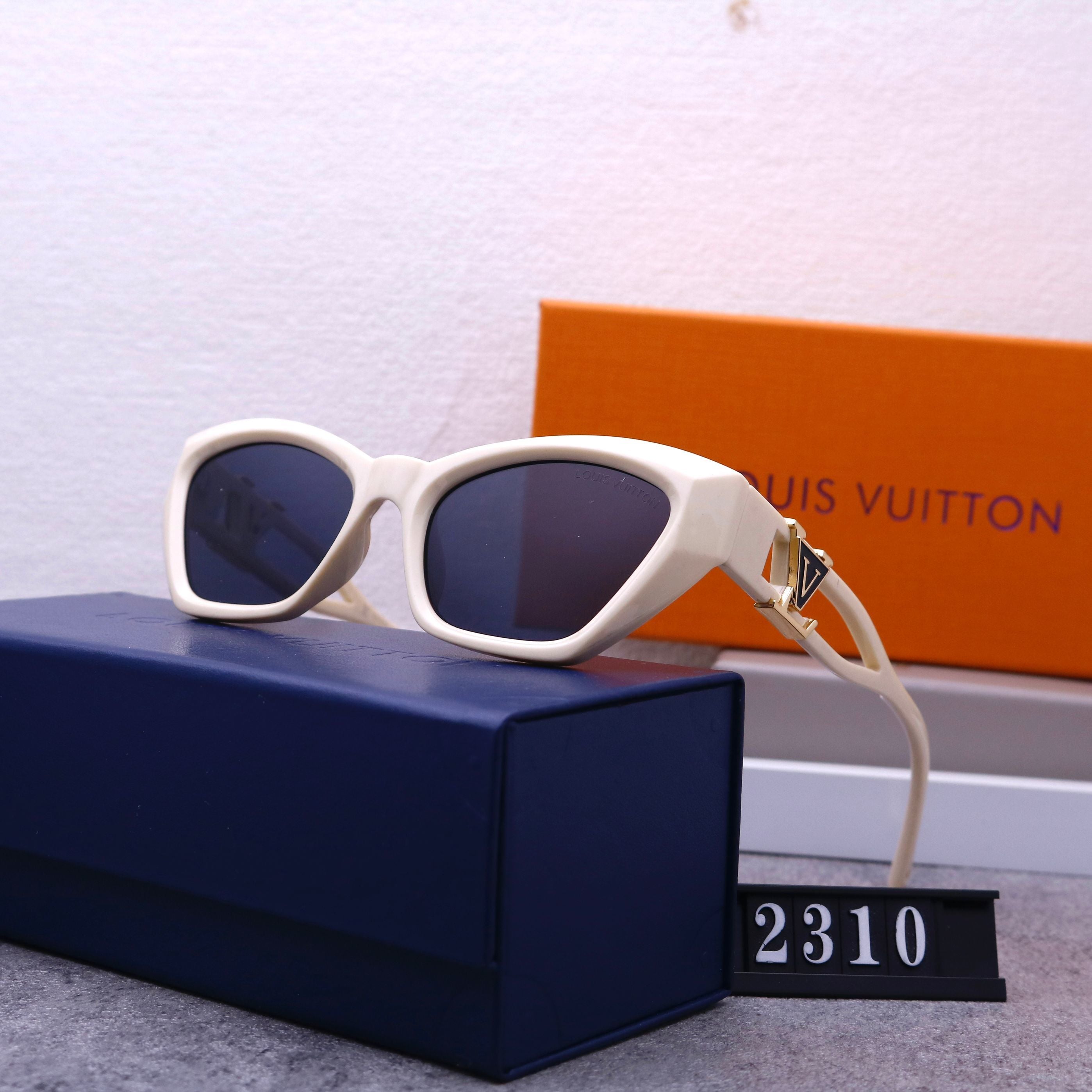 Vexa Retro Shades