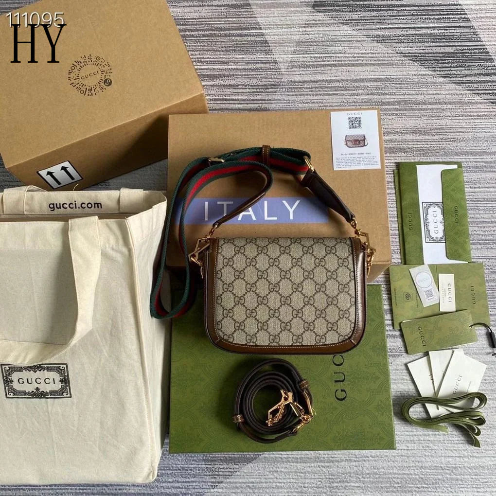 GC Horsebit Shoulder Bag