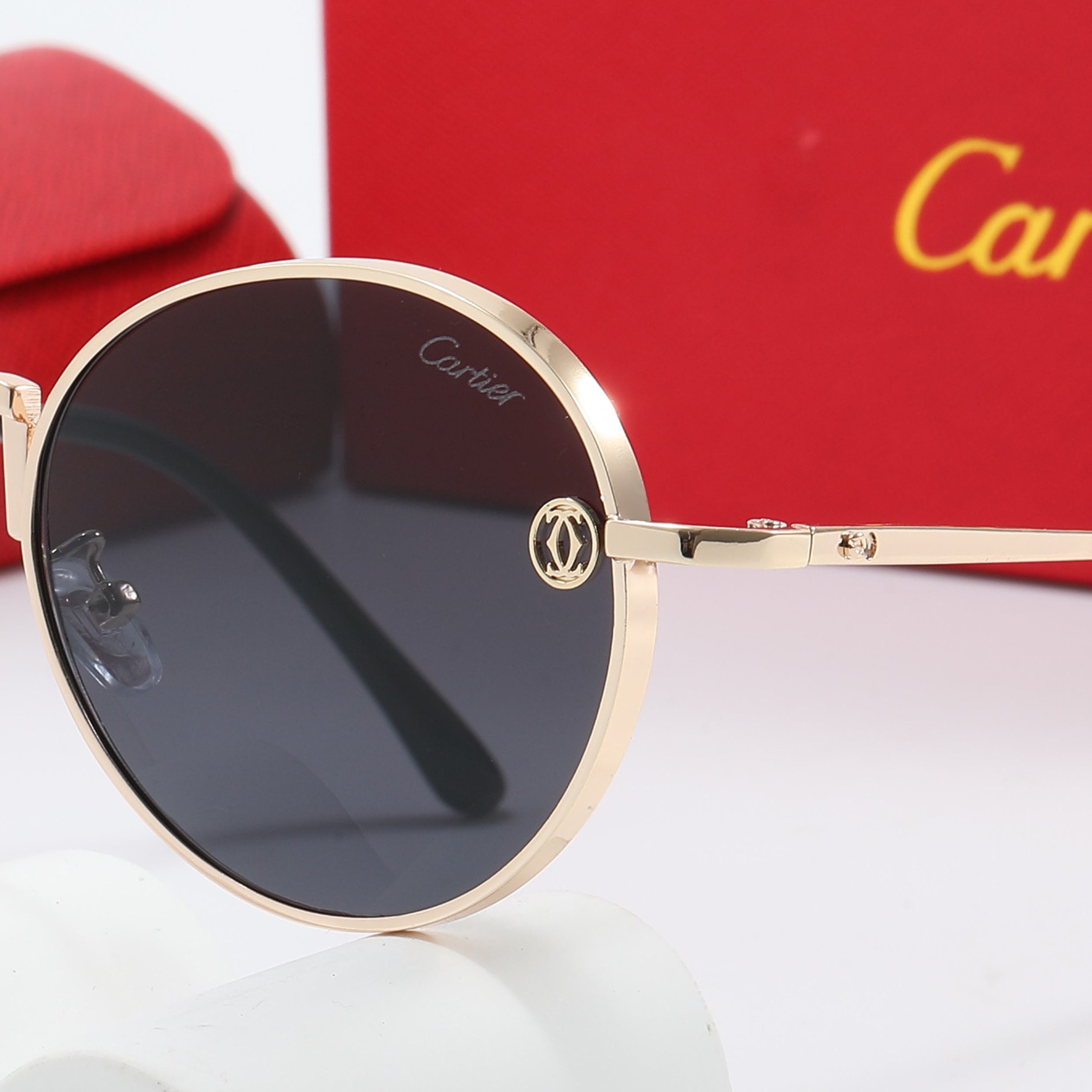 Sterling Round Sunglasses