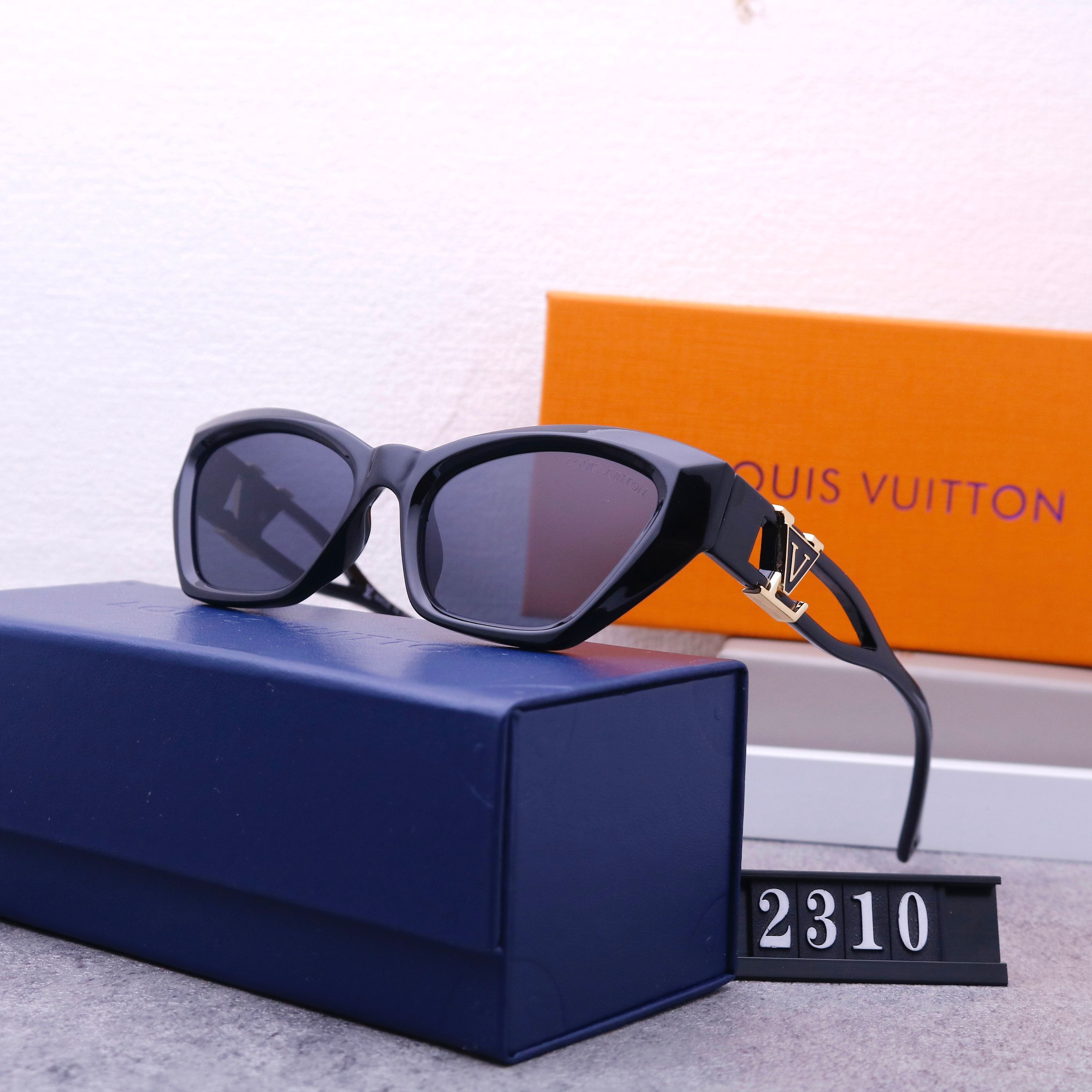 Vexa Retro Shades