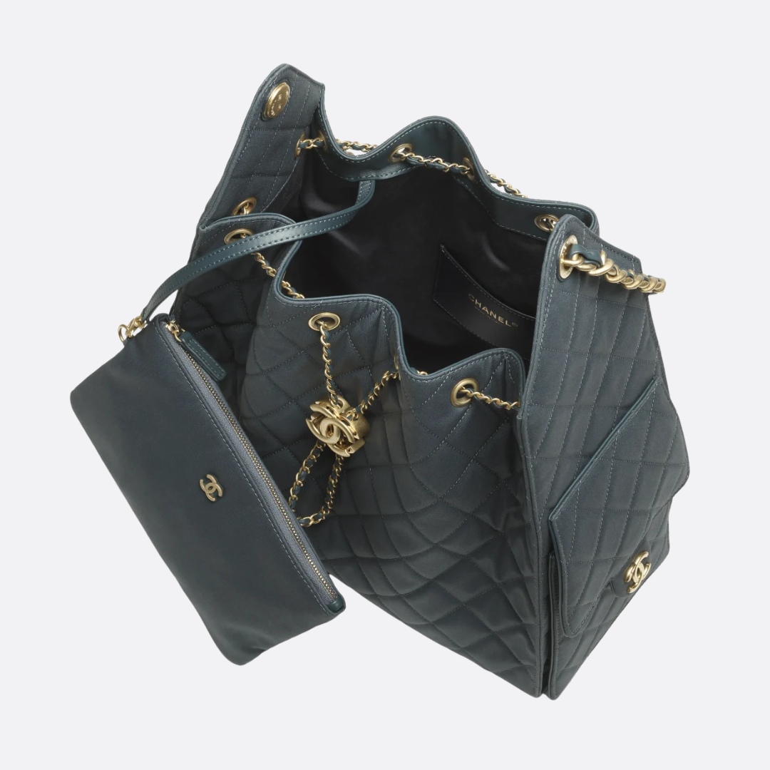 Women's Medium Quilted Leather Drawstring Bucket Bag