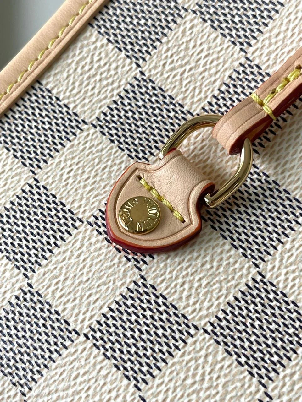 LV Neverfull MM Inside Out Tote White