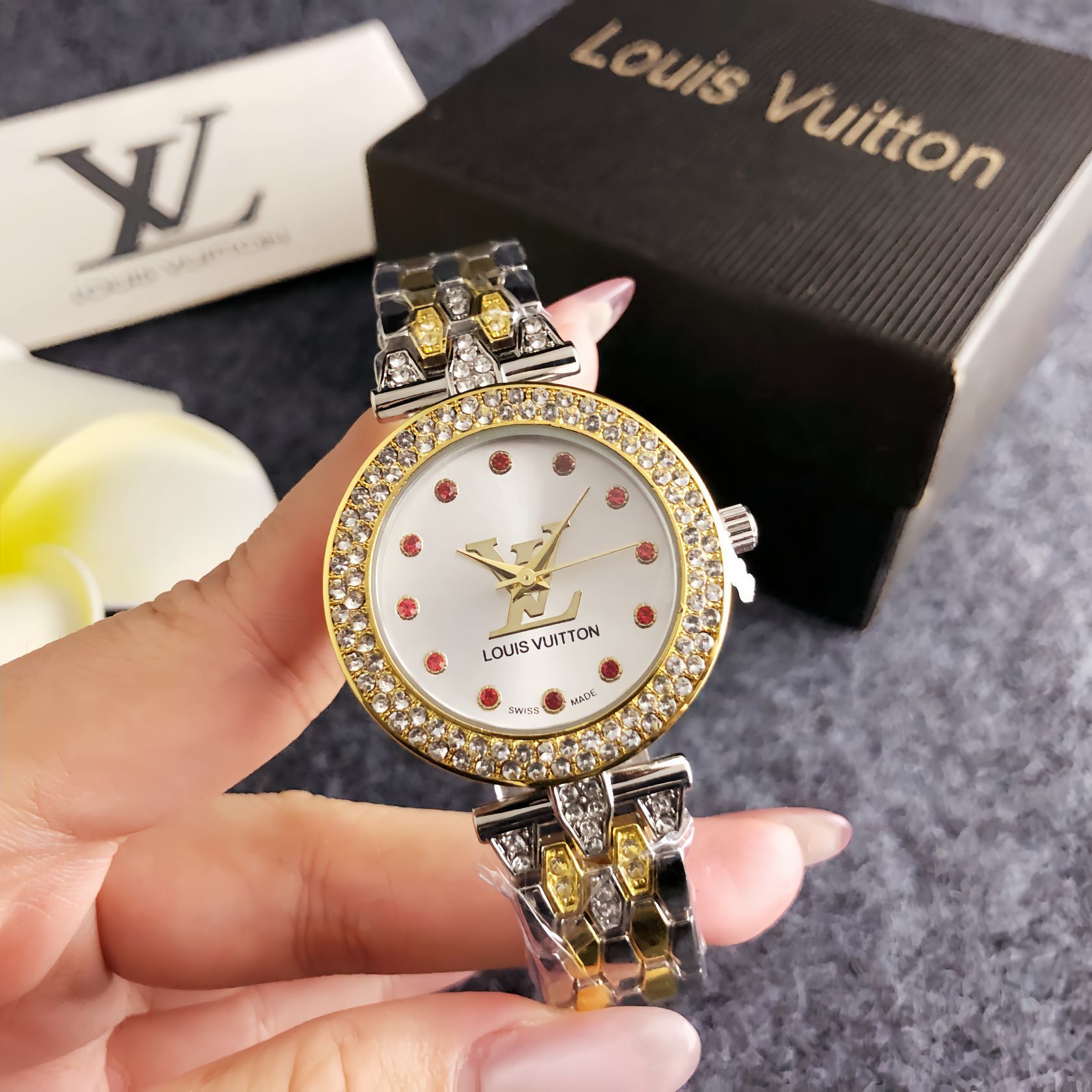 Crystal Noa Elegance Watch