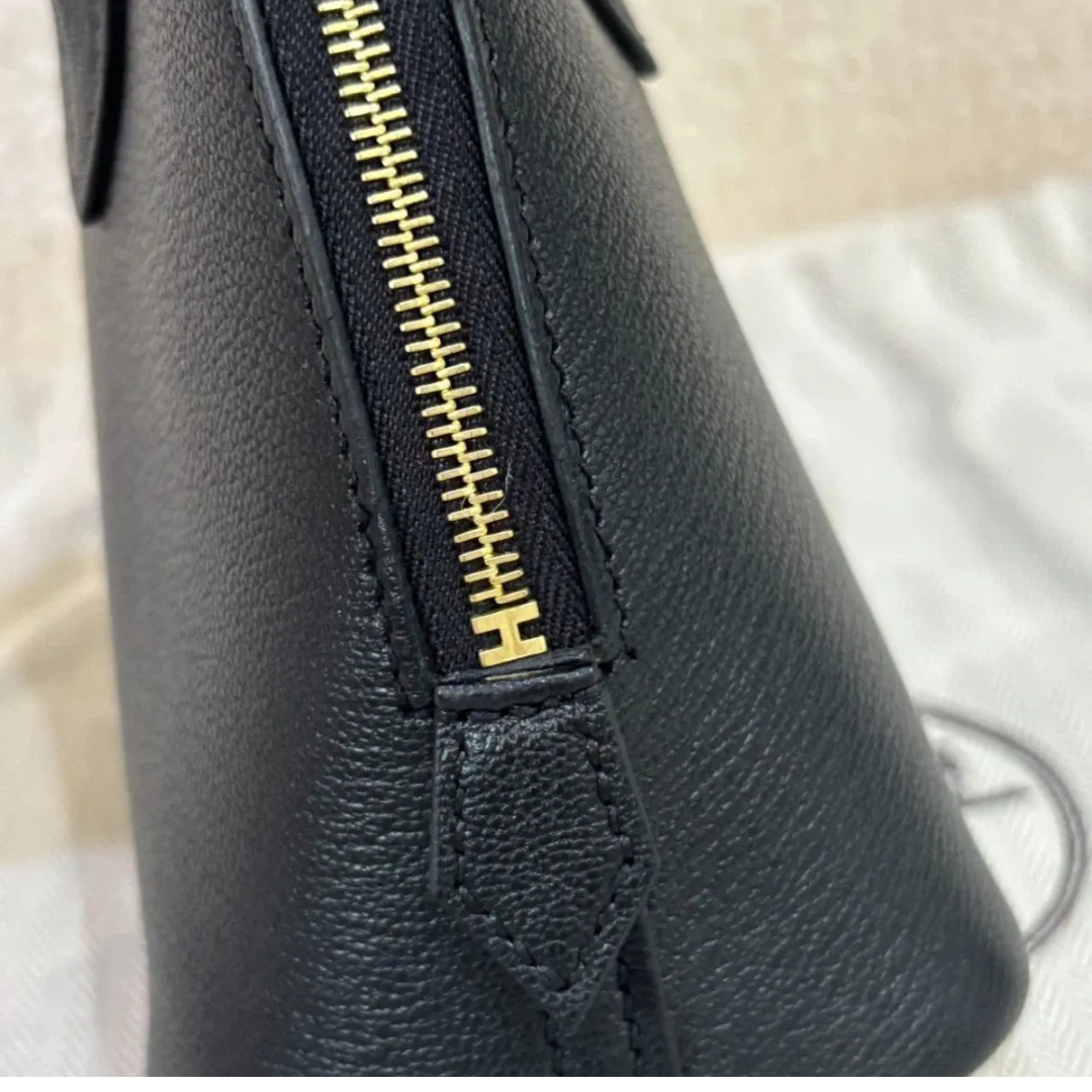 Women's Smooth Leather Dome Bag with Detachable Strap