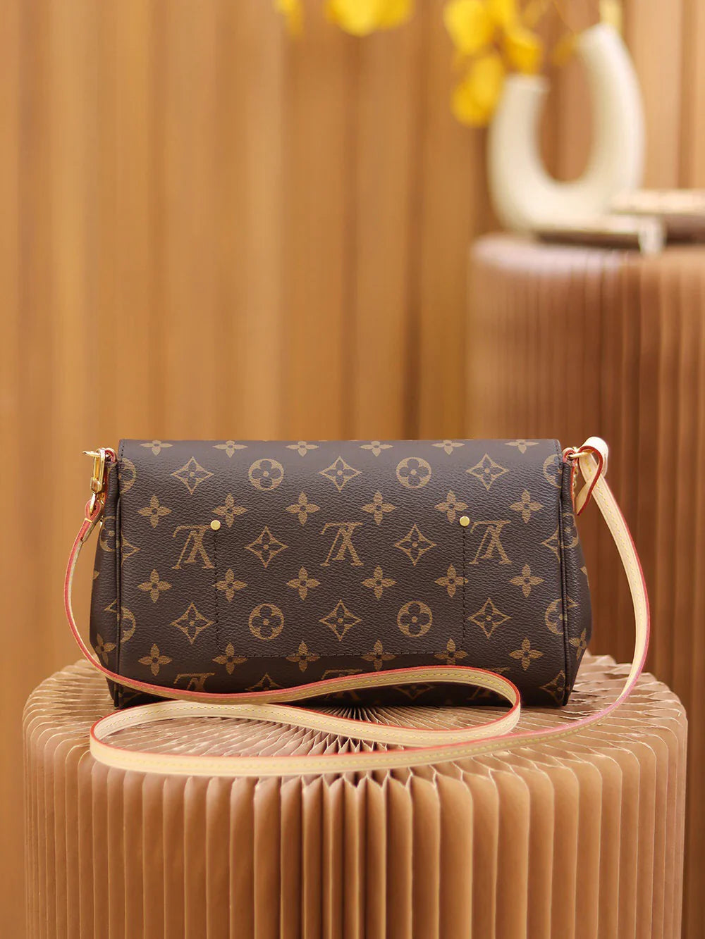 LV Favorite Monogram
