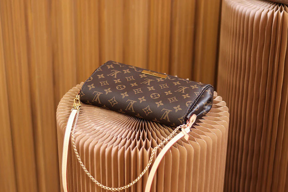 LV Favorite Monogram