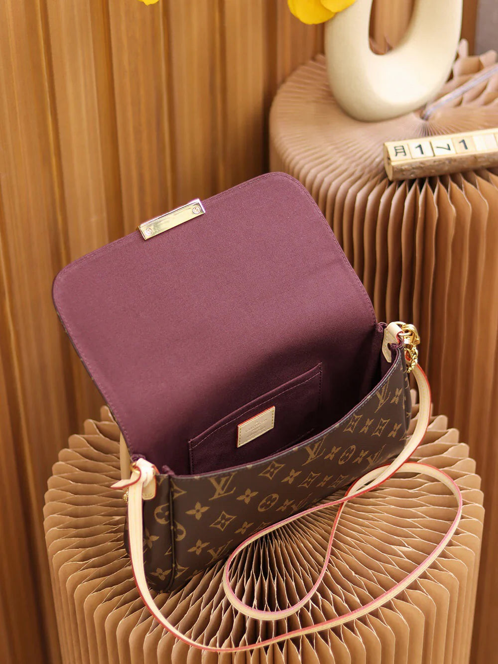 LV Favorite Monogram
