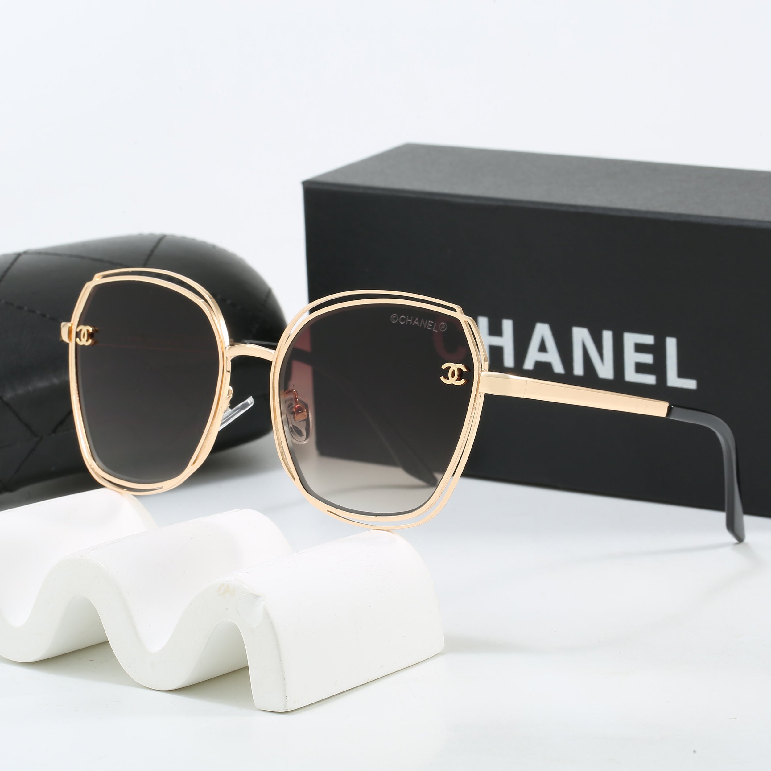 Aura Luxe Sunglasses