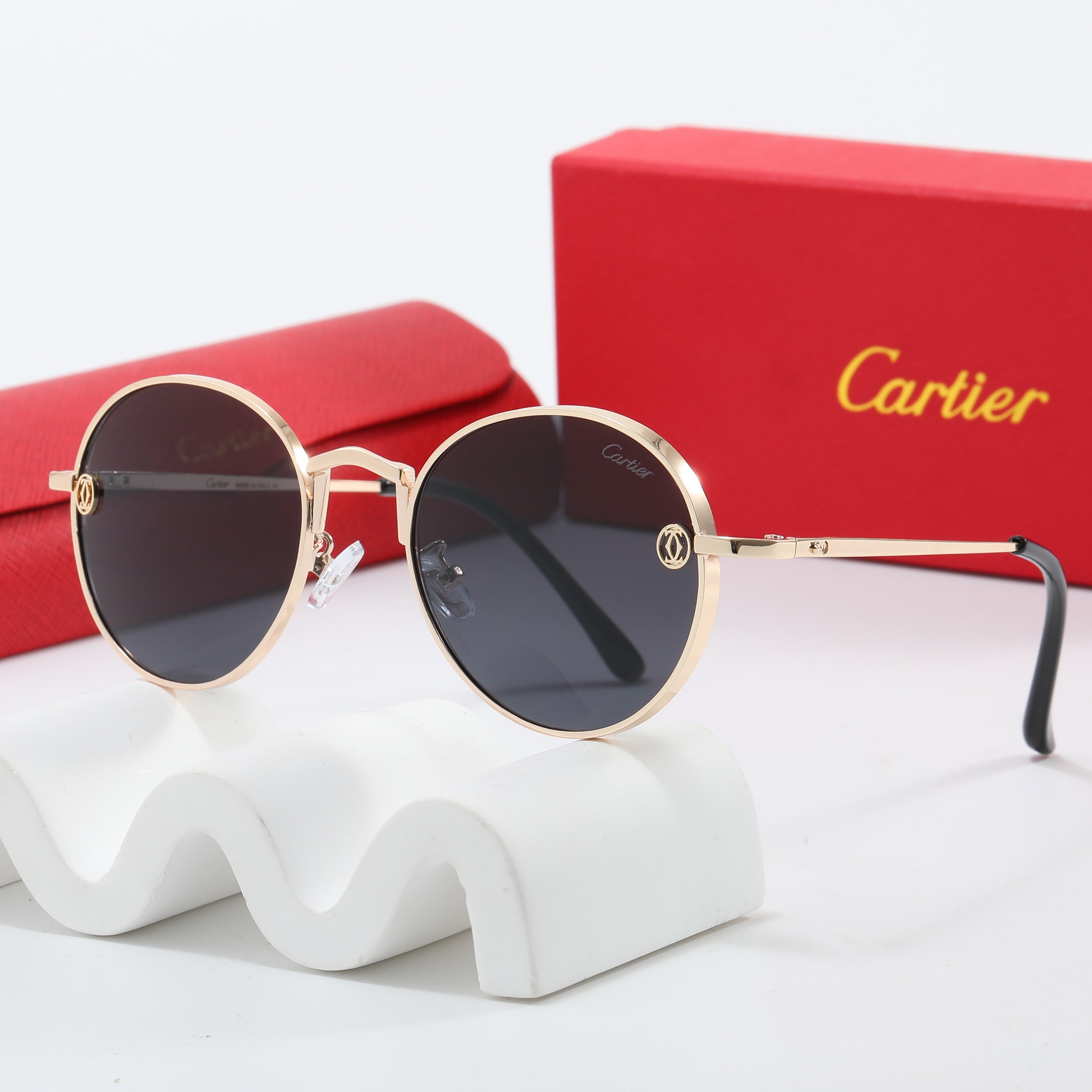 Sterling Round Sunglasses