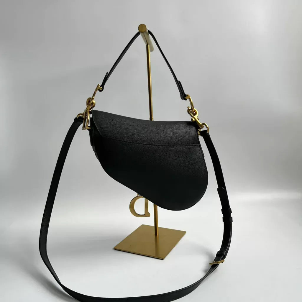 Women's Large Smooth Leather Saddle Bag with Strap