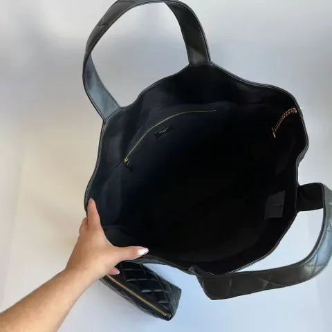 Oversized quiltet shopper-tote i læder til kvinder