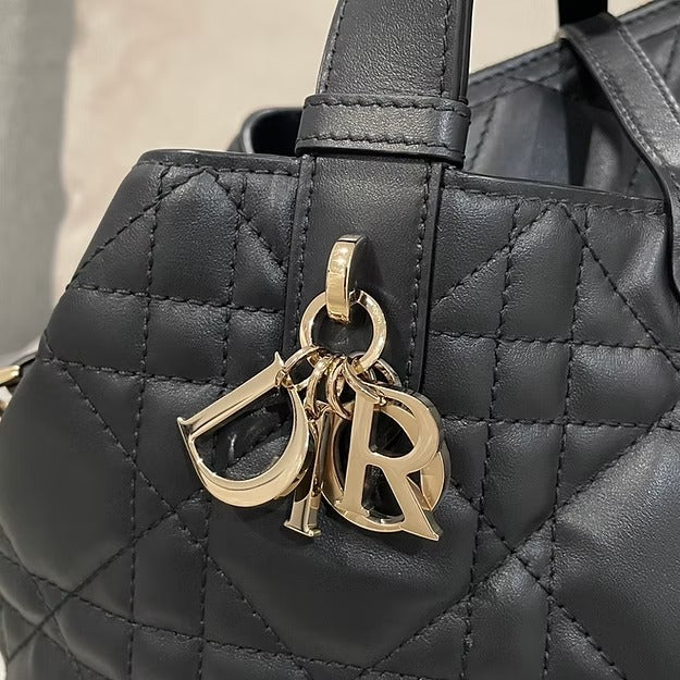 Women's Medium Quilted Leather Tote with Long Straps