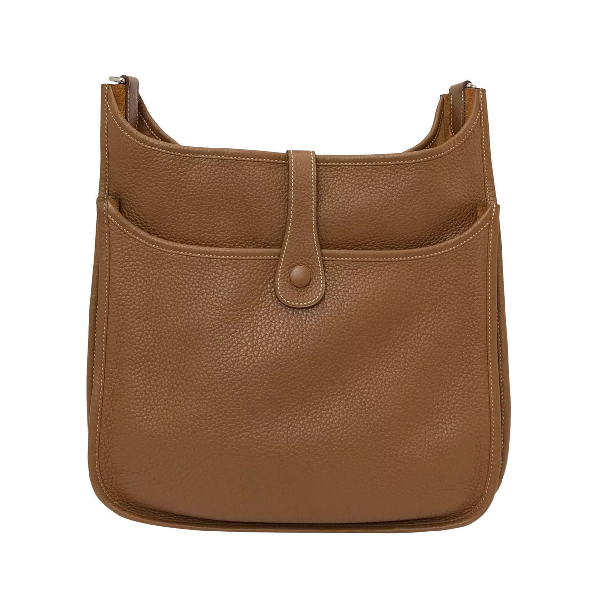 Crossbody-sadeltaske til kvinder med flap og dekorative stikninger